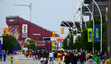 Frustration, confusion as Toronto FIFA Fan Fest fails to show World Cup match