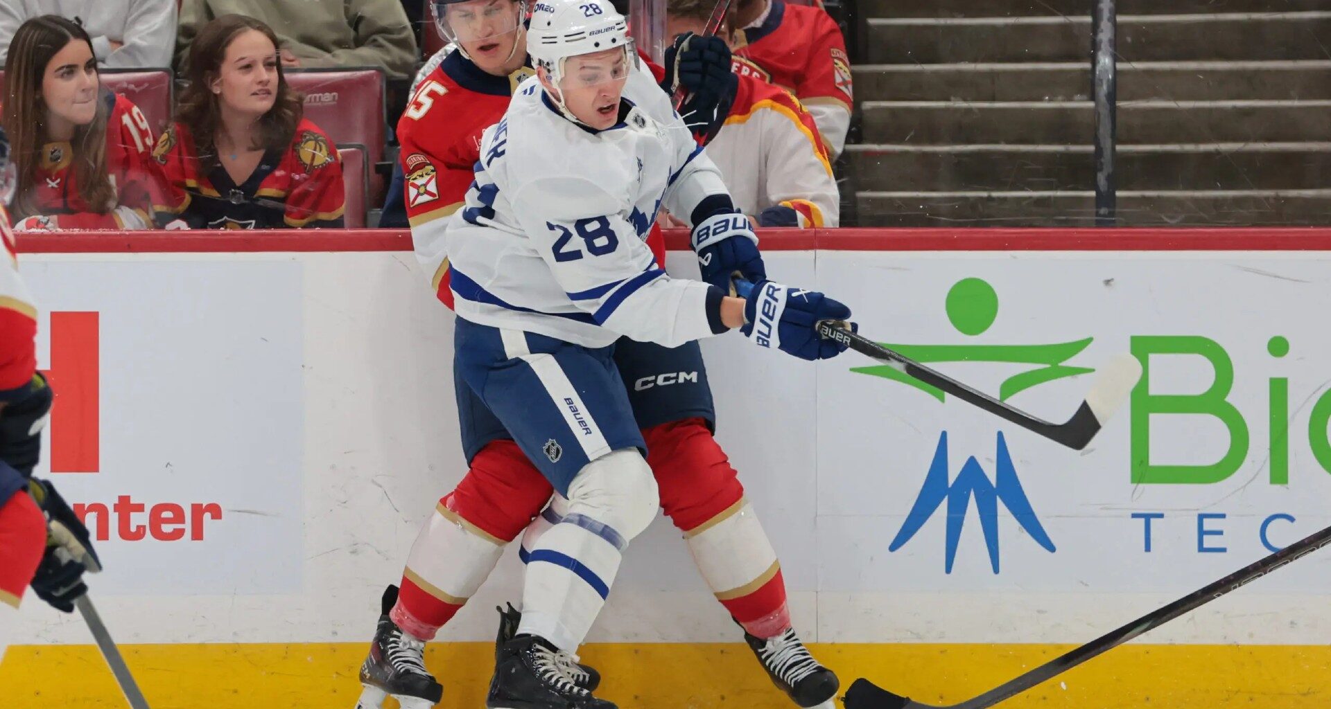 Instant Analysis: Maple Leafs sign Troy Stecher to two-year, $1.35 million AAV deal