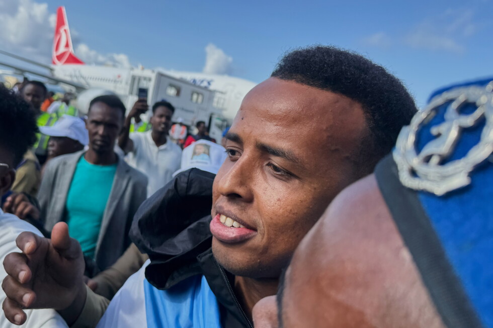 World Cup referee denied entry to US gets hero's welcome in Somalia