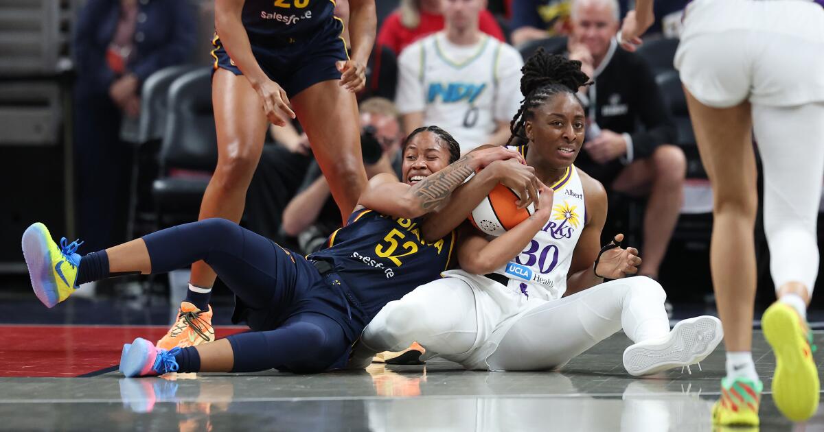 Sparks make dubious WNBA history in blowout loss to Indiana
