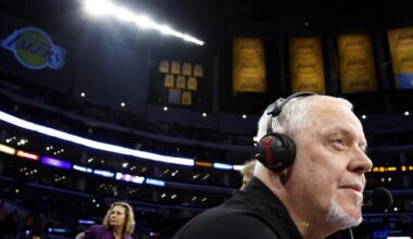 Lawrence Tanter was Lakers' voice whose subtlety spoke volumes
