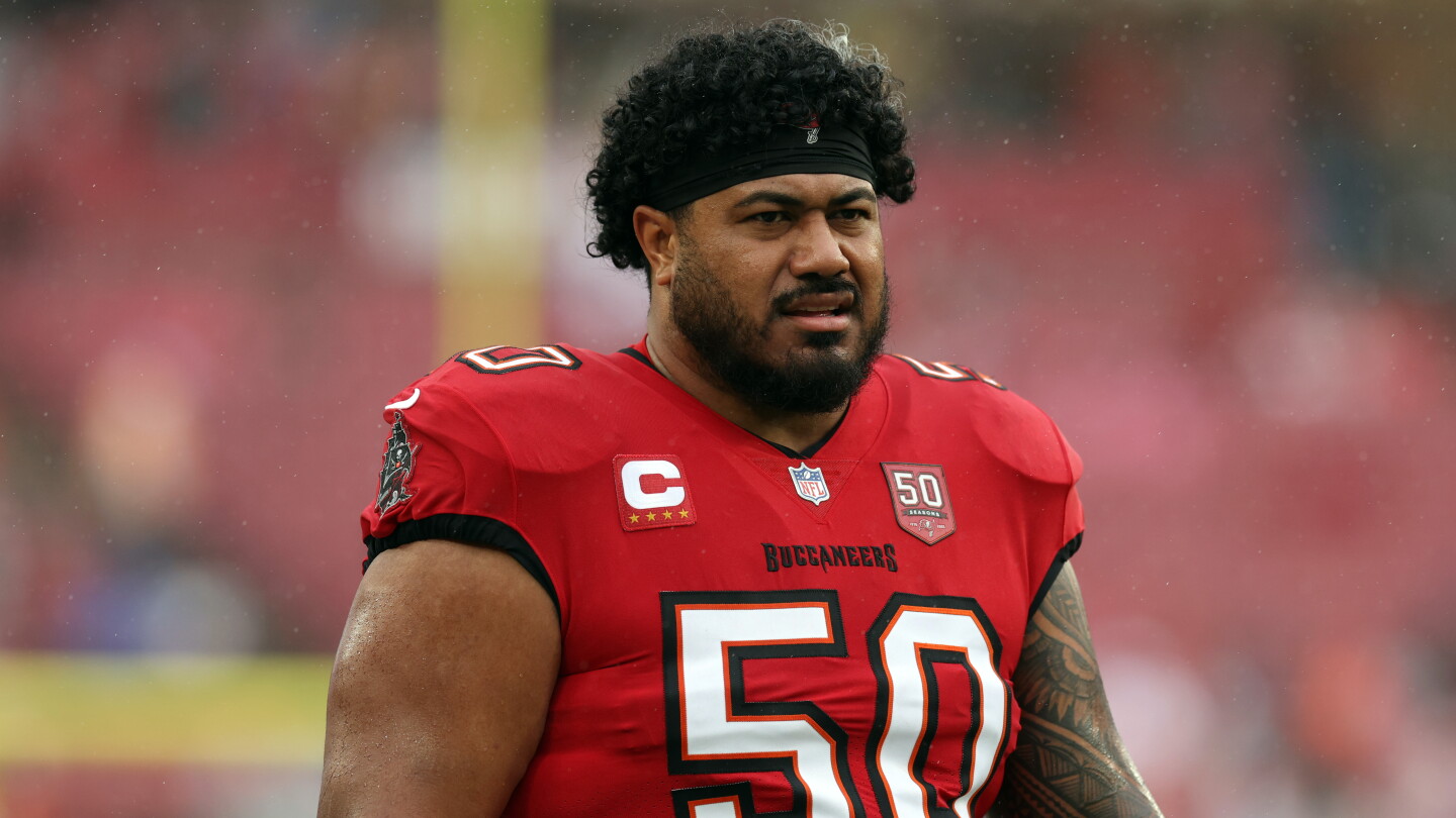 Report: Vita Vea's non-participation in minicamp is "contract-related"