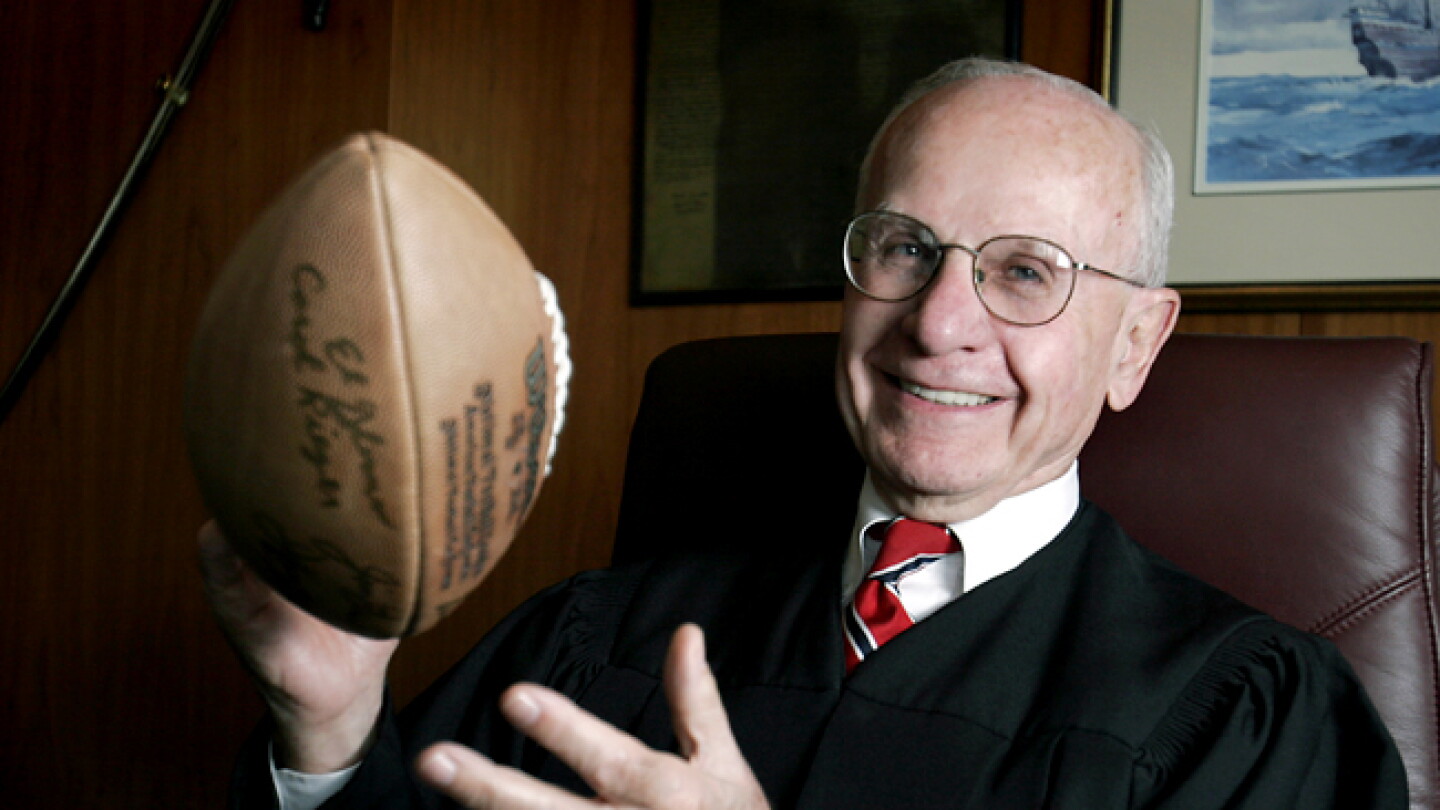 Judge David Doty, who presided over the case that resulted in the NFL's salary-cap era, dies at 96