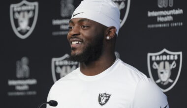 Raiders sign third-round DE Keyron Crawford