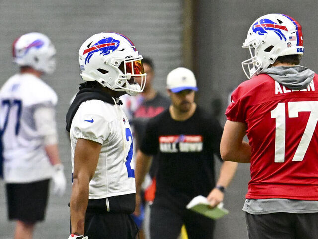 Allen: Moore acquisition 'huge help' to Bills