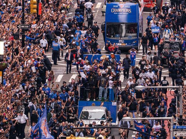Best scenes from Knicks' long-awaited championship parade |…