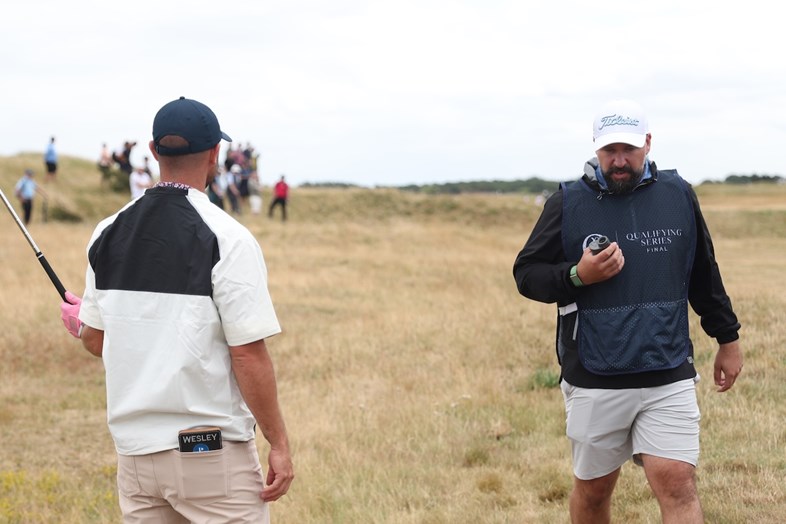 YouTube star misses out on Open with famous face as caddie