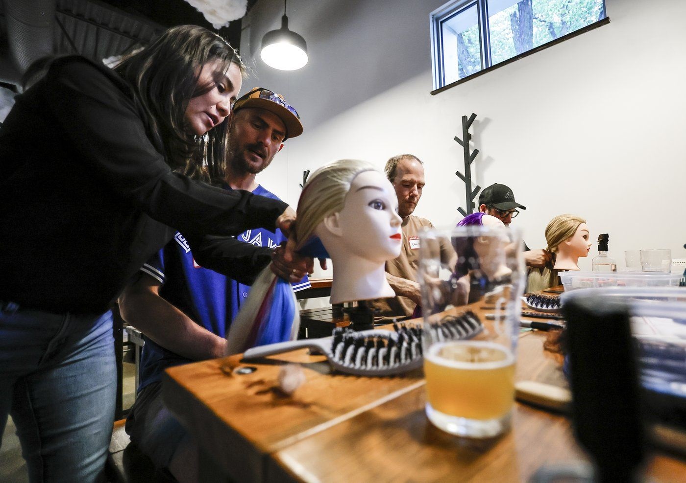 Winnipeg dad creates hairstyle classes for dads aim to challenge gender norms