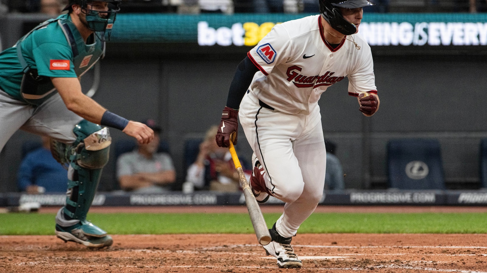 Cooper Ingle's first major league hit drives in 2 runs, Guardians edge AL West-leading Mariners 4-3
