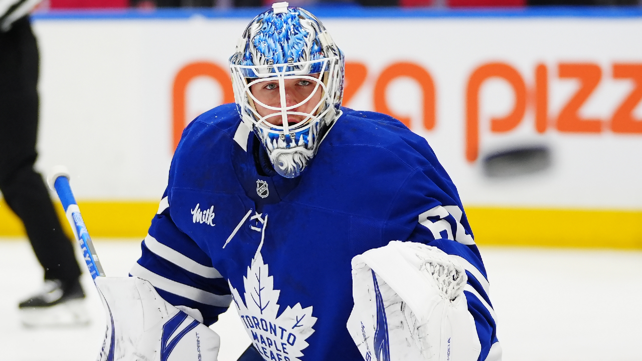 Maple Leafs trade Woll, Benoit to Flyers for Ersson, Andrae, pick