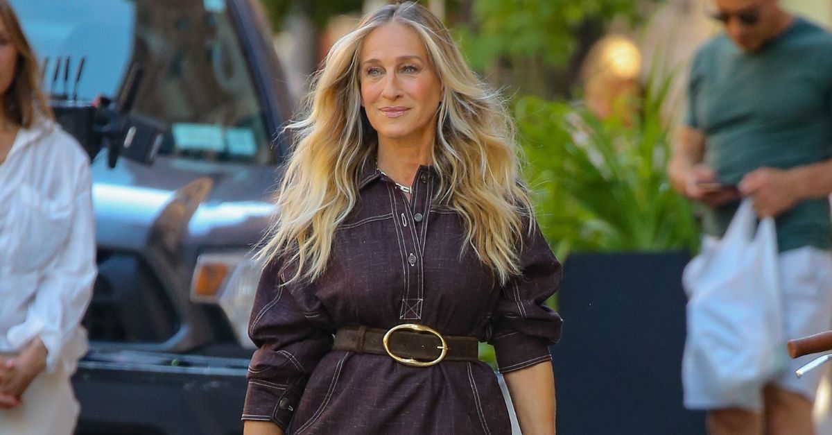 Sarah Jessica Parker Wore the Two Shoes That Work With Midi Skirts