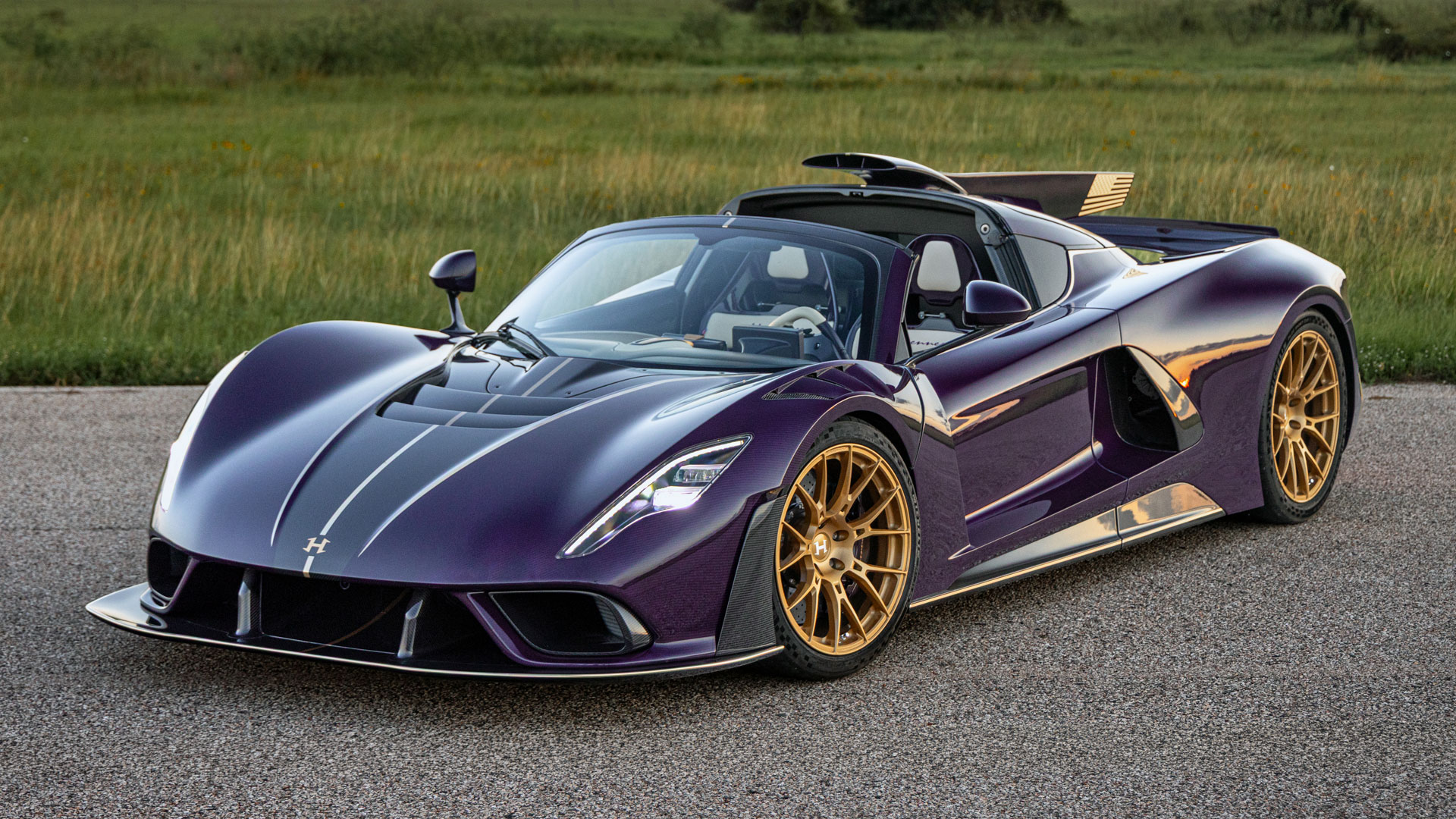 First announced in 2024, the manual Venom F5-M now comes with over a shocking 2,031hp in Evolution-powered form