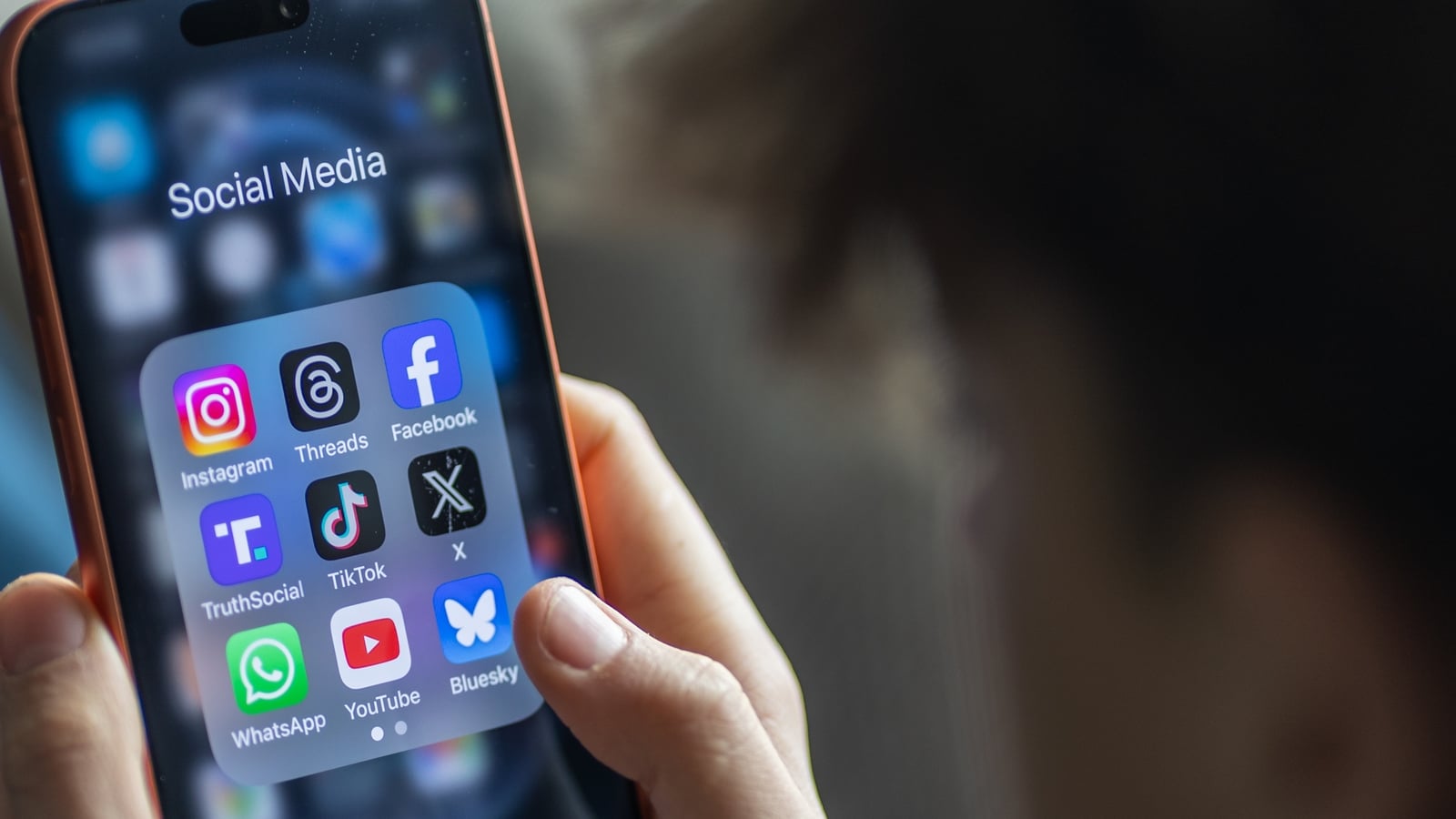US teen suing Meta over mental health issues drops claims