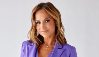 Dianna Russini Was an N.F.L. ‘Insider.’ Was She Also Out of Bounds?
