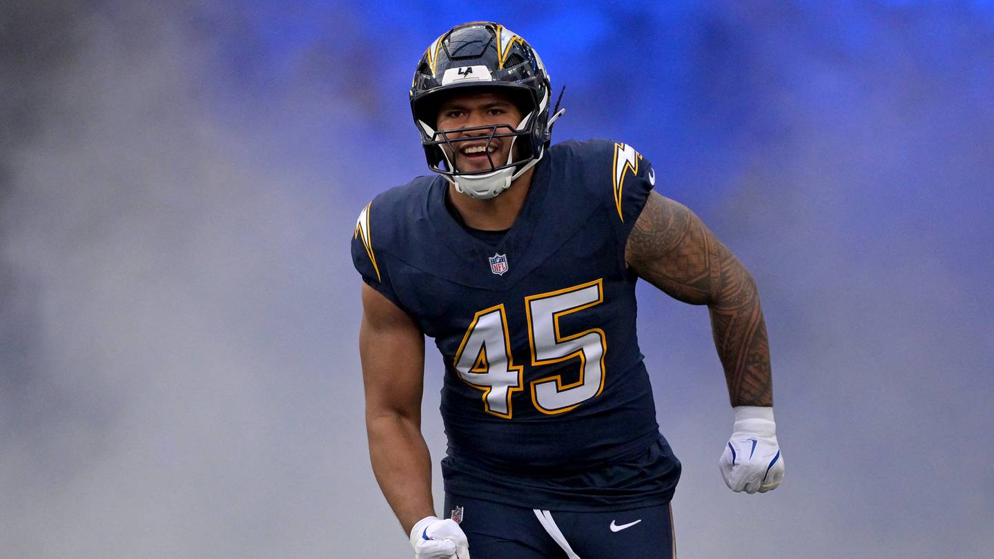 'He's a Guy Who's Gonna Bring the Fight to You': Tuli Tuipulotu on NFL's Top 100