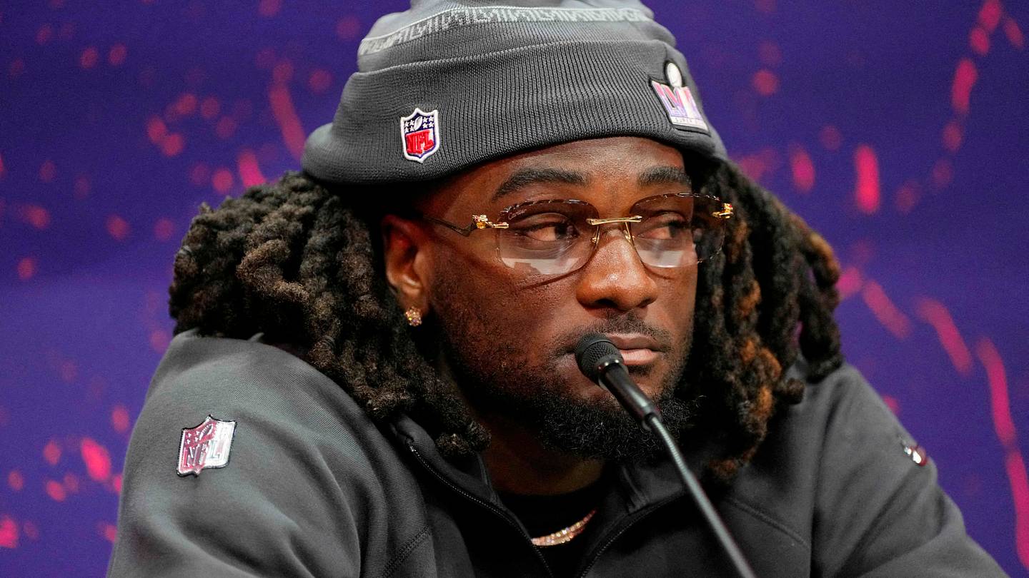49ers WR Brandon Aiyuk has Unfollowed Commanders QB Jayden Daniels