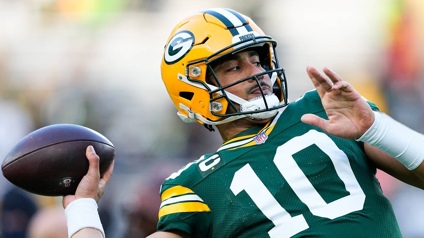PFF Says Packers’ Jordan Love Is Sixth-Best QB; What Do NFL Scouts Say?