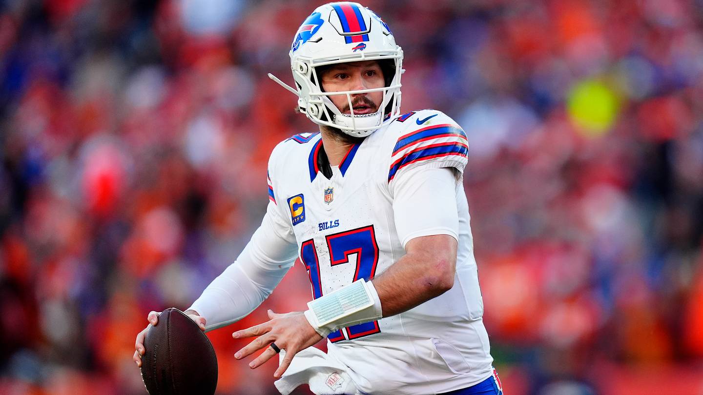 Josh Allen Finally Passes Patrick Mahomes in Annual QB Rankings