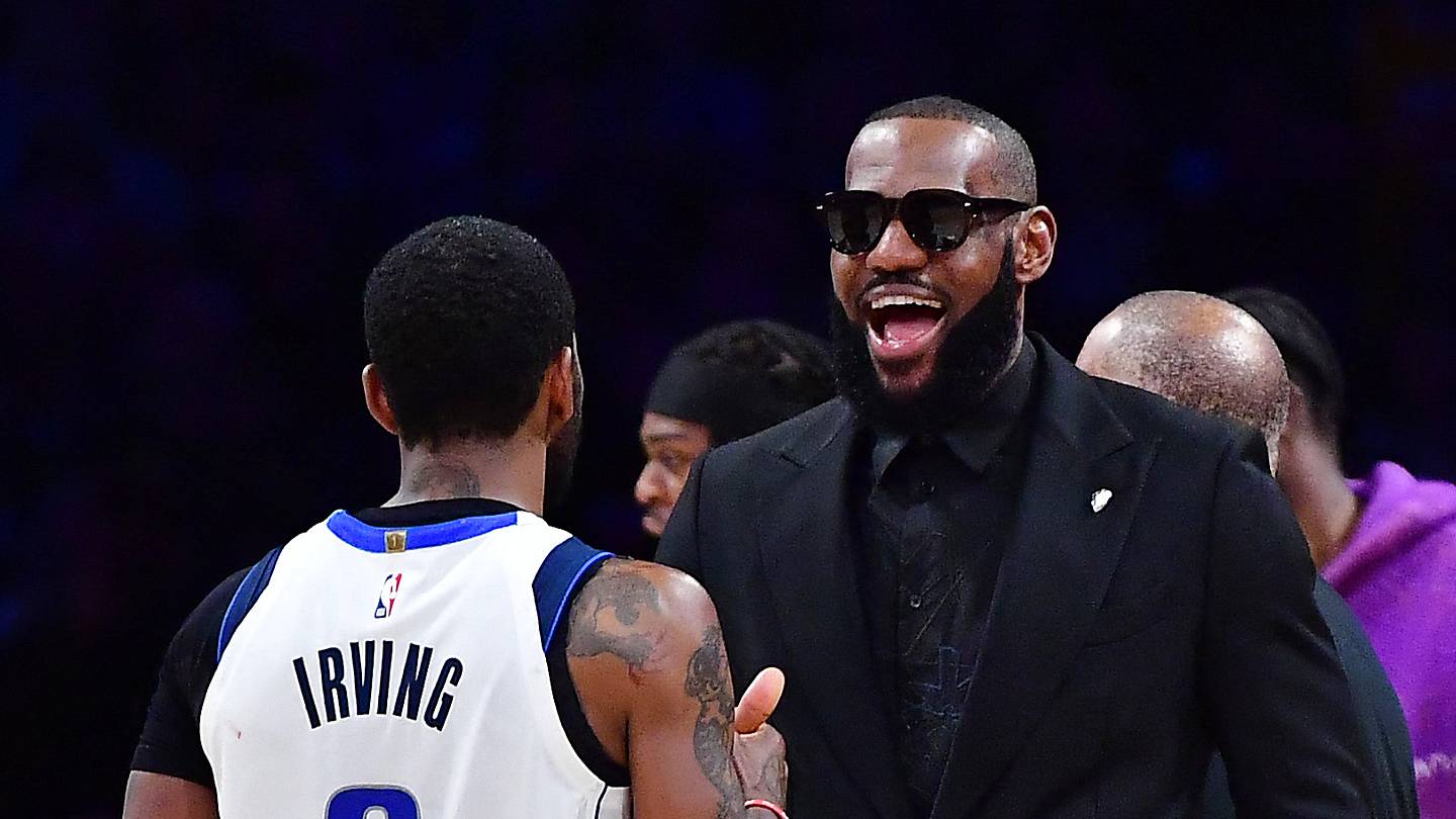 New Report Confirms LeBron Is Recruiting Kyrie Irving Back to Cavs Before Decision