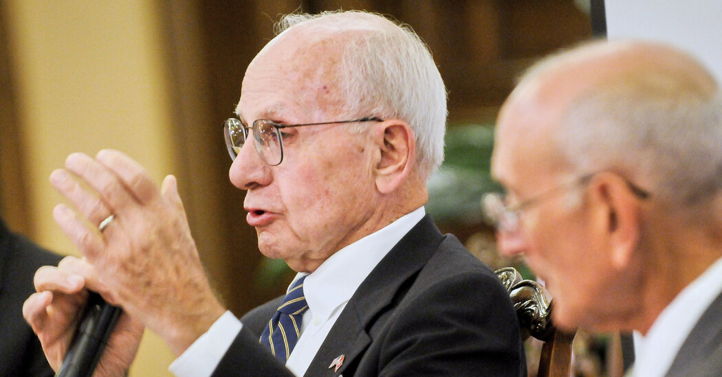 David S. Doty, Judge Who Helped Shape the Modern N.F.L., Dies at 96