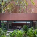 NB01 House / TNT Architecture - Image 3 of 31