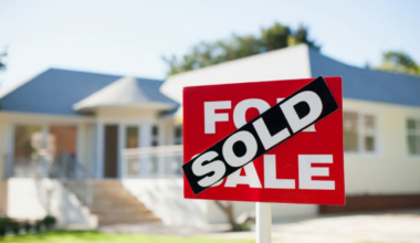 Montreal home sales fall as supply climbs for 11th month