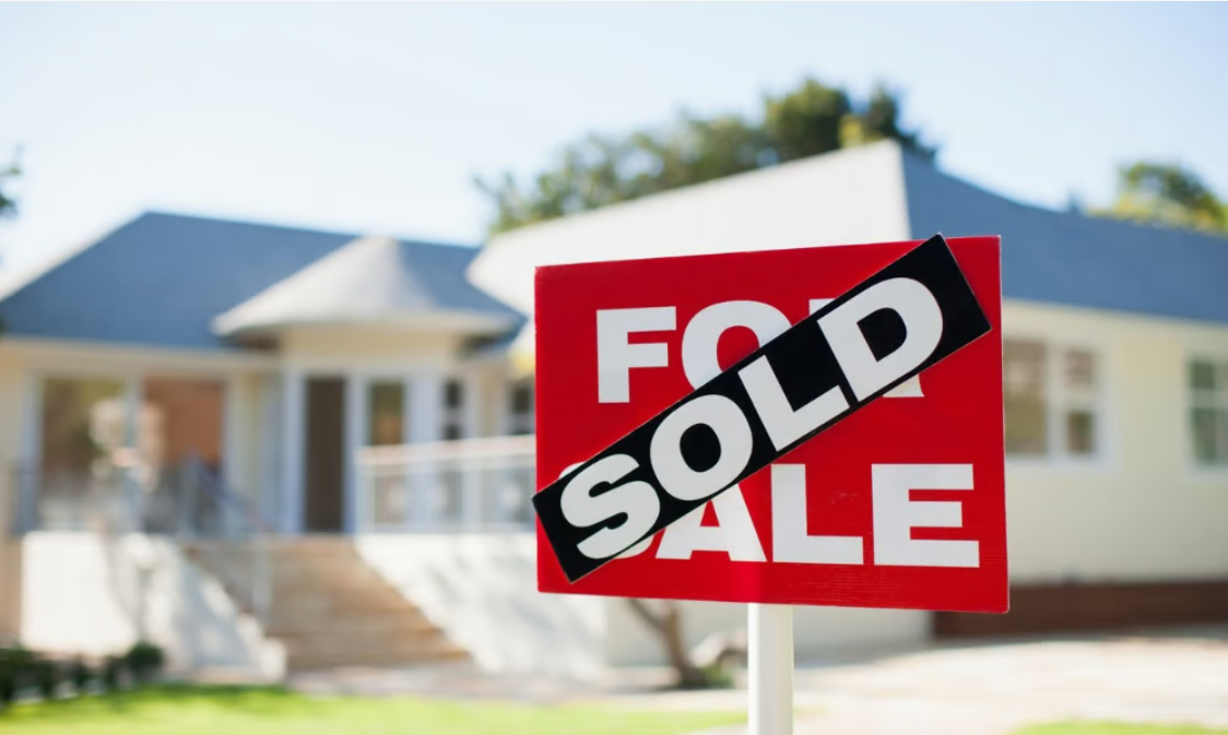 Montreal home sales fall as supply climbs for 11th month