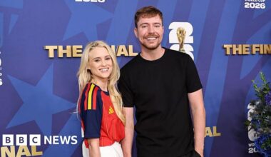 YouTuber MrBeast marries Thea Booysen in British Virgin Islands - BBC