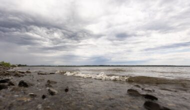 Montreal under severe thunderstorm watch, Laurentians under rainfall warning