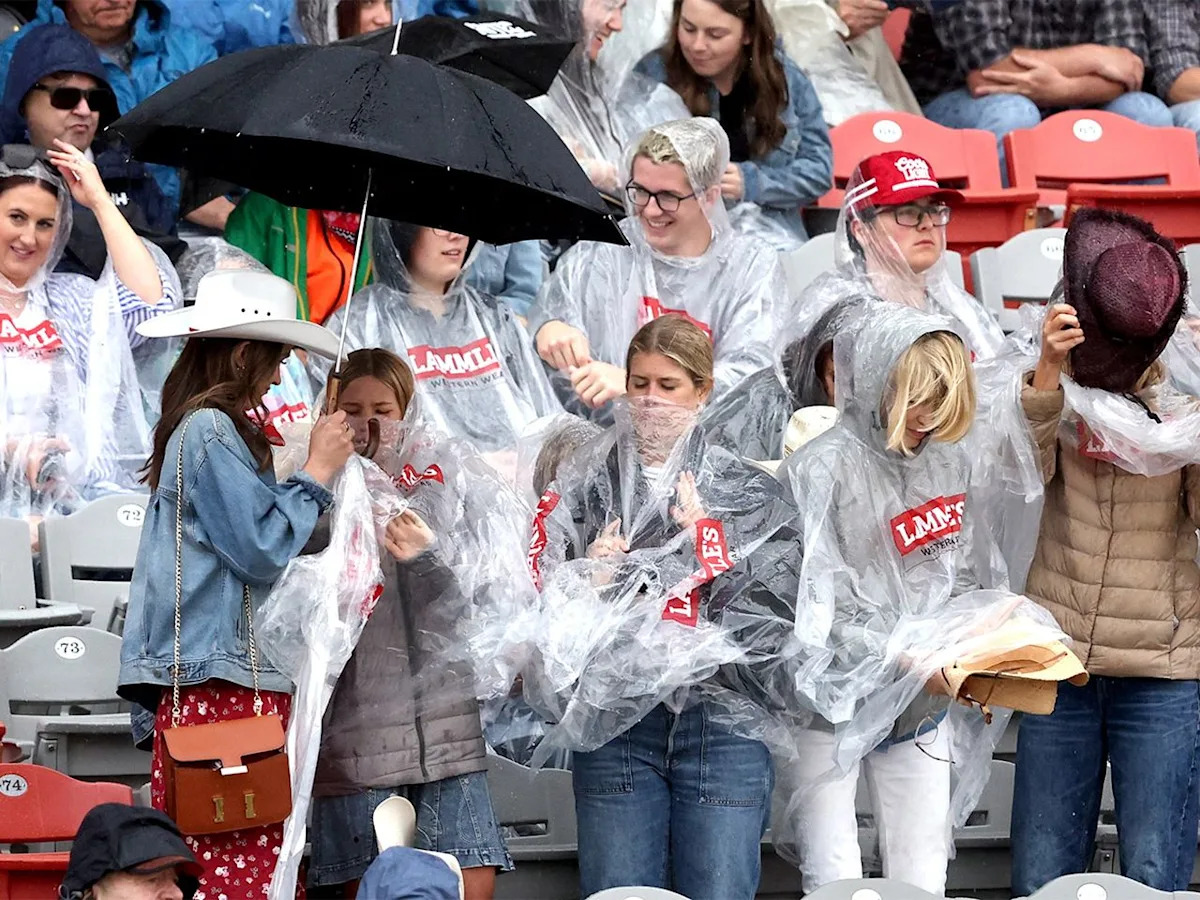 Orange watch issued for severe thunderstorm in Calgary, southeastern Alberta