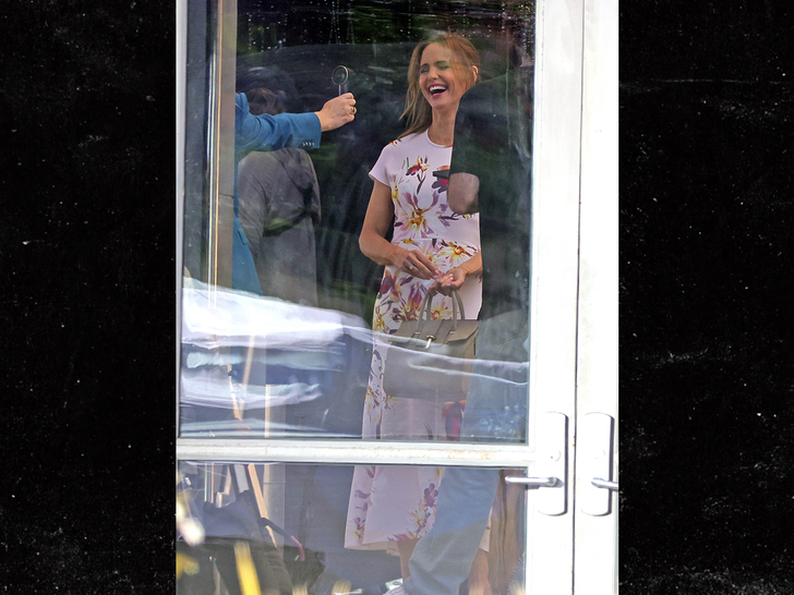 jennifer garner 13 going on 30 backgrid 2