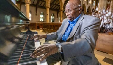 Brownstein: Oliver Jones, jazz pianist nonpareil, was truly one of a kind