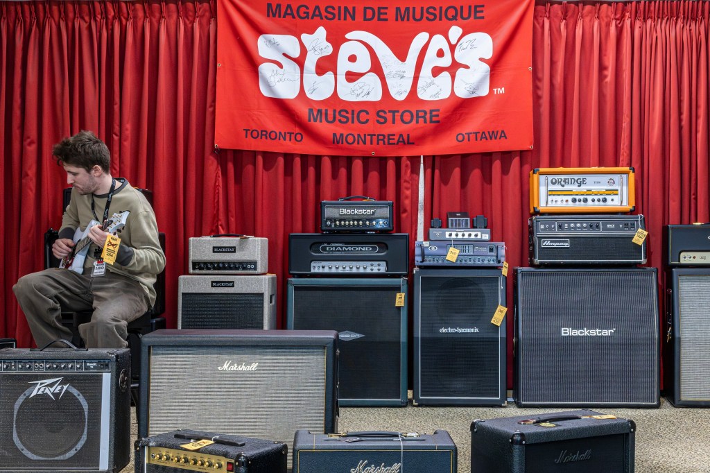 Steve's Music Store to fall silent with closing of final location