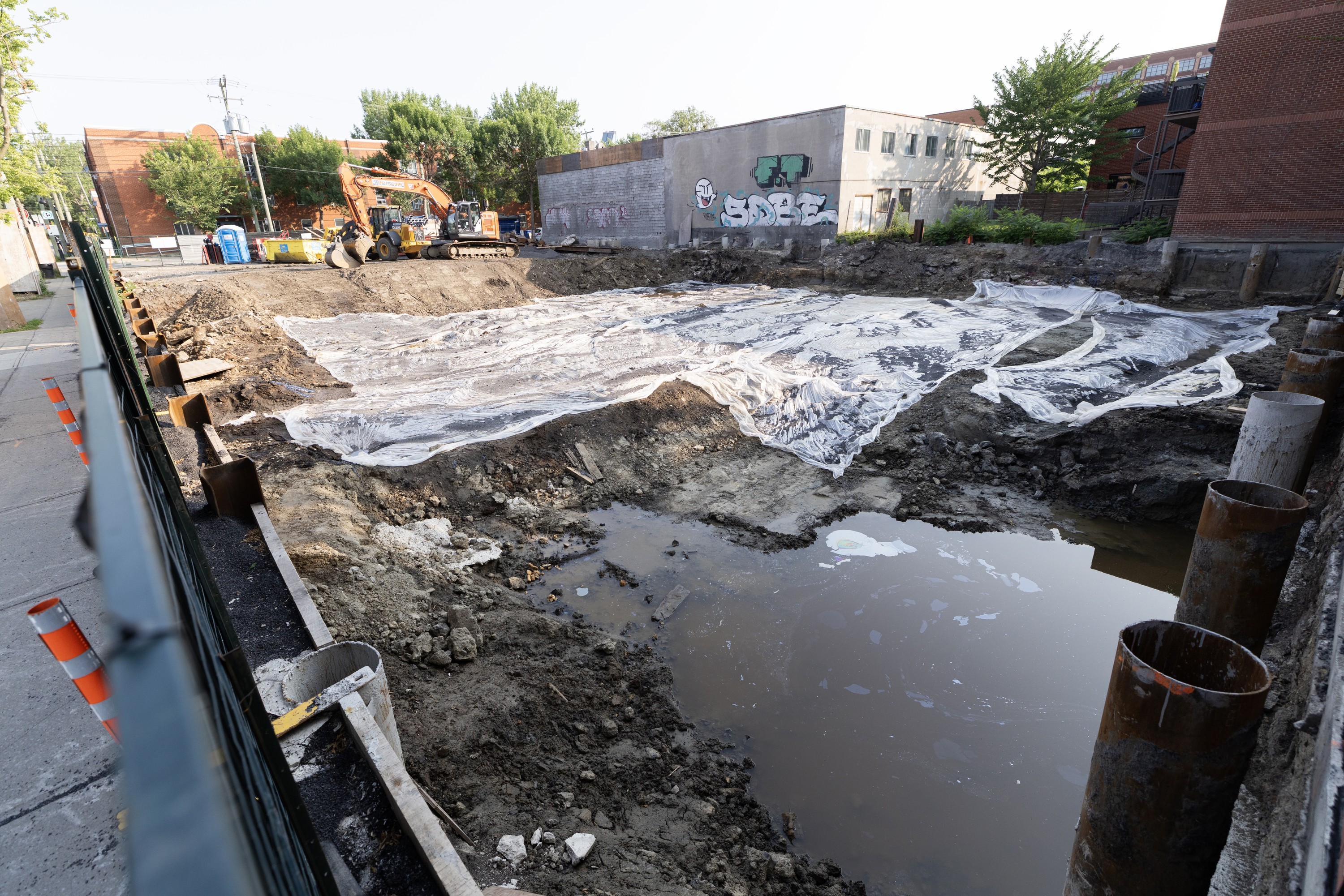 A construction site on the corner of Island St. and Augustin-Cantin St. in Pointe-St-Charles is emanating a foul odour, leading to numerous complaints from local residents Montreal, on Tuesday, July 21, 2026.