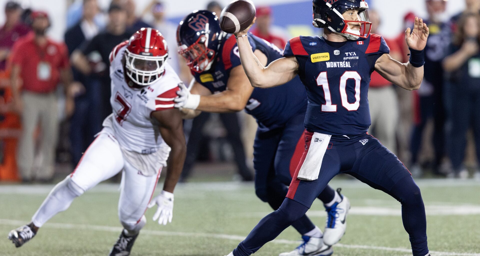 Montreal Alouettes quarterback Davis Alexander broke a CFL record last week with his 324th consecutive pass attempt without an interception.