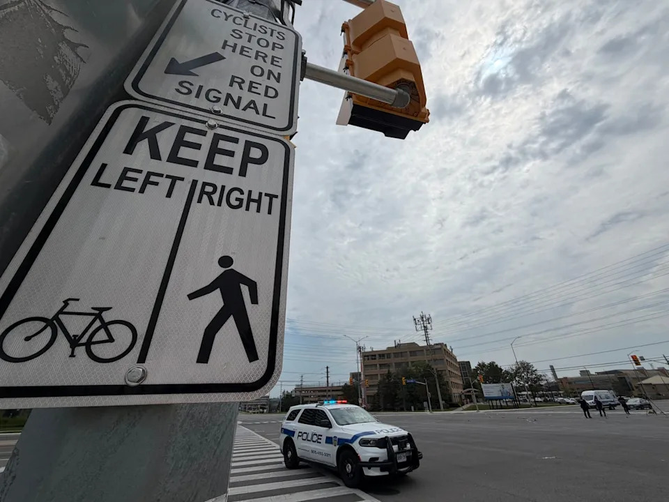 Peel police are urging automotive businesses and junk yards to watch for a vehicle coming in with damage to the front and windshield. It comes after a driver fled in their vehicle after hitting a pedestrian in Mississauga Sunday.