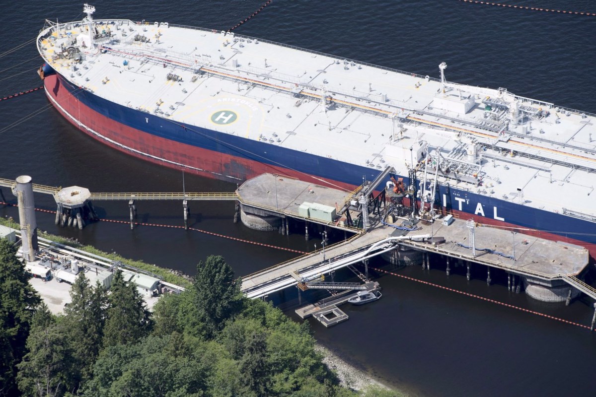 B.C. First Nation challenges dredging plan to accommodate larger tankers in Vancouver