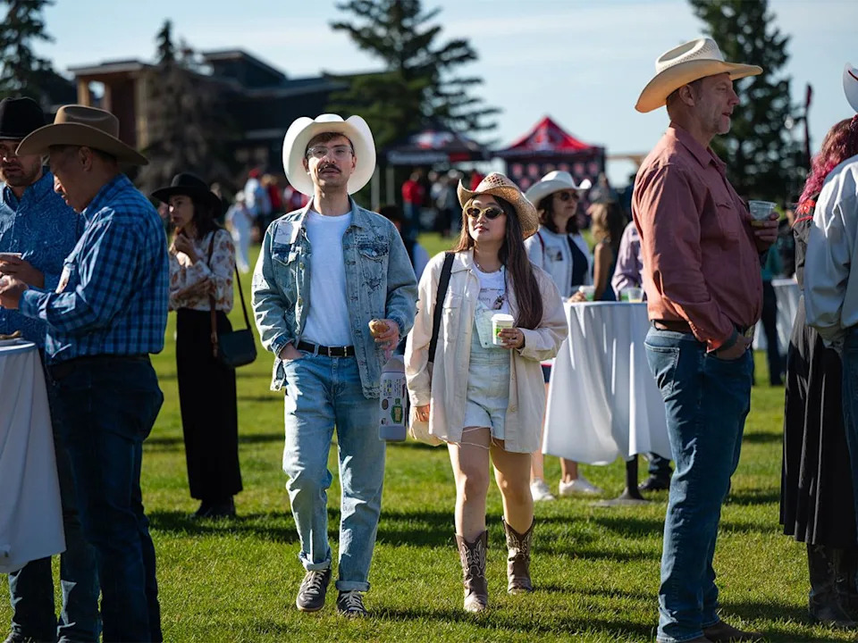 The Legacy Stampede Breakfast welcomes community, business and government guests for a morning of western hospitality at Heritage Park in Calgary on Sunday, July 5, 2026. Hosted by broadcaster Leslie Horton, the event featured live performances by the Calgary Fiddlers and Youth Singers of Calgary, along with a special appearance by the Grey Cup in Calgary.