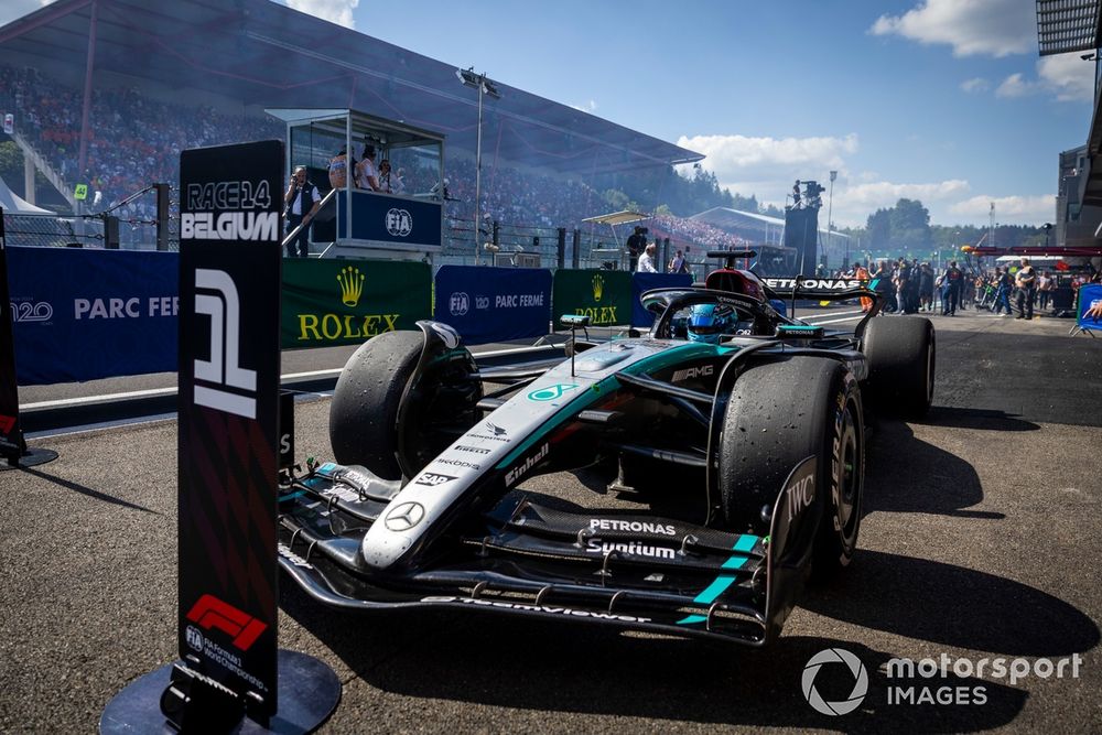 George Russell, Mercedes F1 W15, 1st position, arrives in Parc Ferme