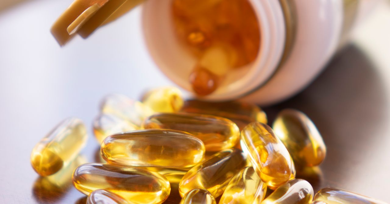 What Are Fish Oil Supplements Good For? Here’s Your Crash Course