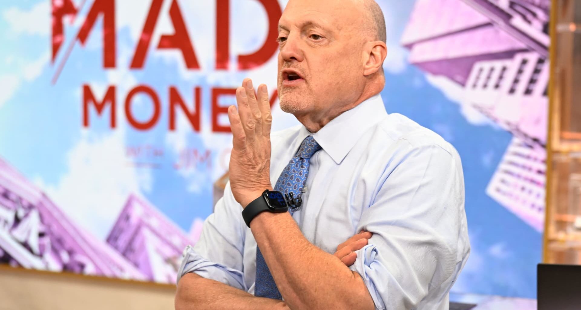 Jim Cramer says Wall Street is fleeing the AI trade and buying these stocks instead