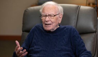 Warren Buffett calls Bill Gates' actions with Epstein 'distasteful,' but people make mistakes