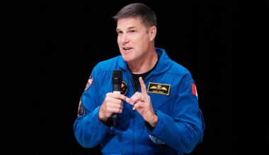 Astronaut Jeremy Hansen leaves Canadian Space Agency