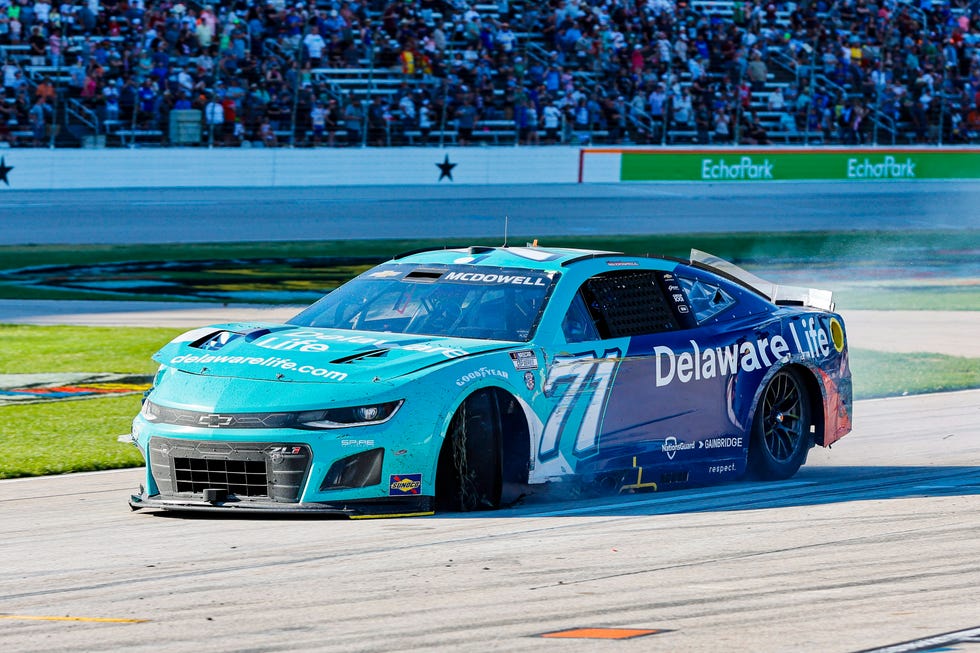 AUTO: MAY 04 NASCAR Cup Series Wurth 400 presented by LIQUI MOLY