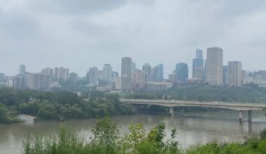 Wildfire smoke expected across Edmonton as temperatures climb this week