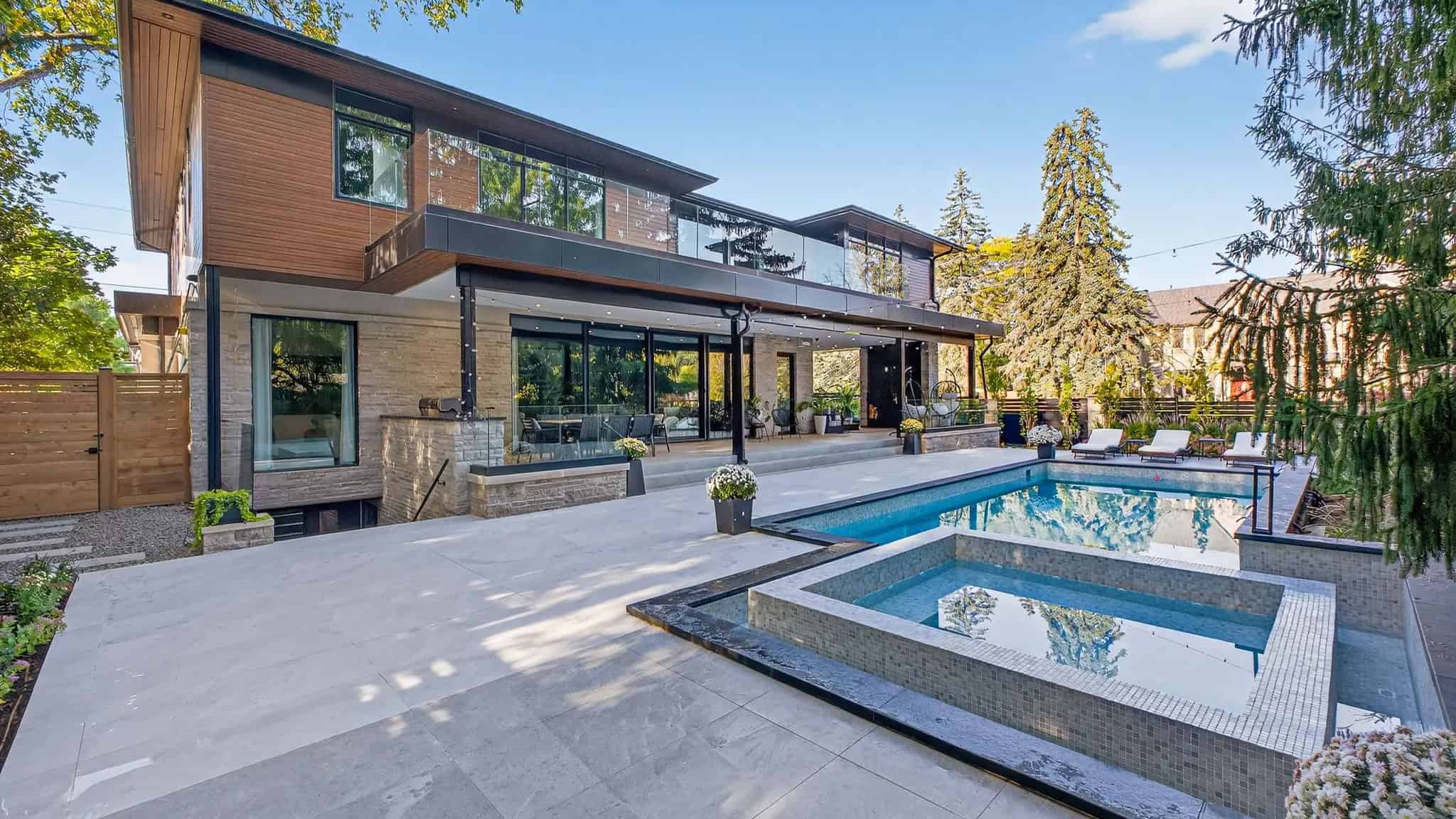 1441 lochlin trail