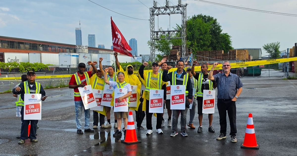 Unifor members locked out at Battenfeld Grease in Toronto