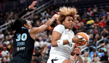Smith scores 29 to help Aces beat Sky