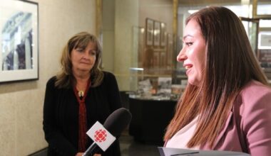 Outgoing Winnipeg councillors back candidates to succeed them as election registration opens