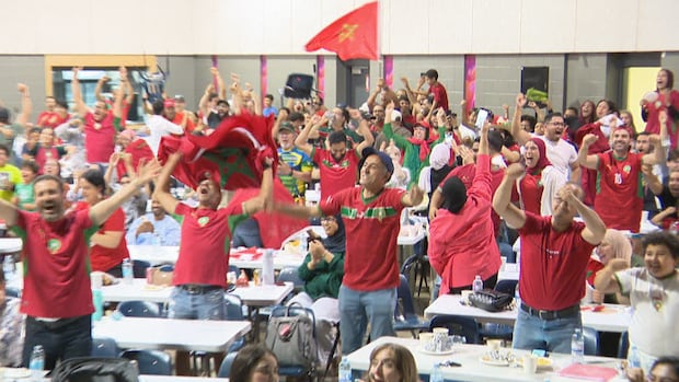 Morocco fans feel torn at Winnipeg watch party, with one saying it's like watching mom play dad